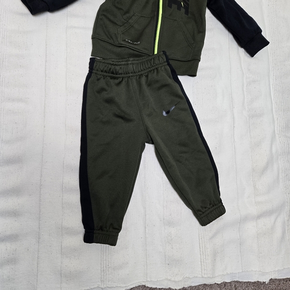 Nike Little Boys Tracksuit Full-Zip Hoodie & Jogger Pants Set Dark Green 12M - Picture 5 of 13